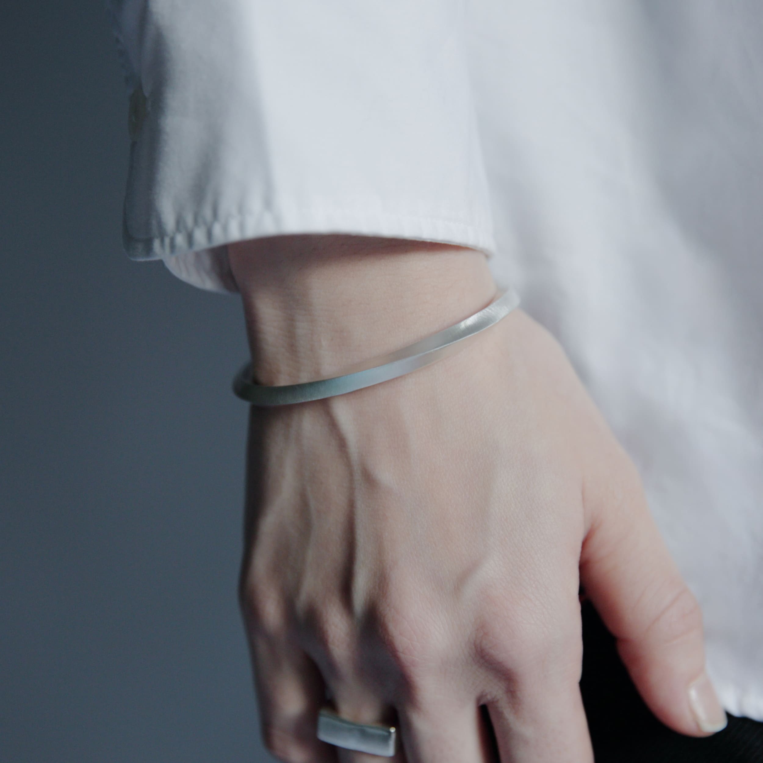 Silver 925 Bangle | Width 4mm | 21-B-001