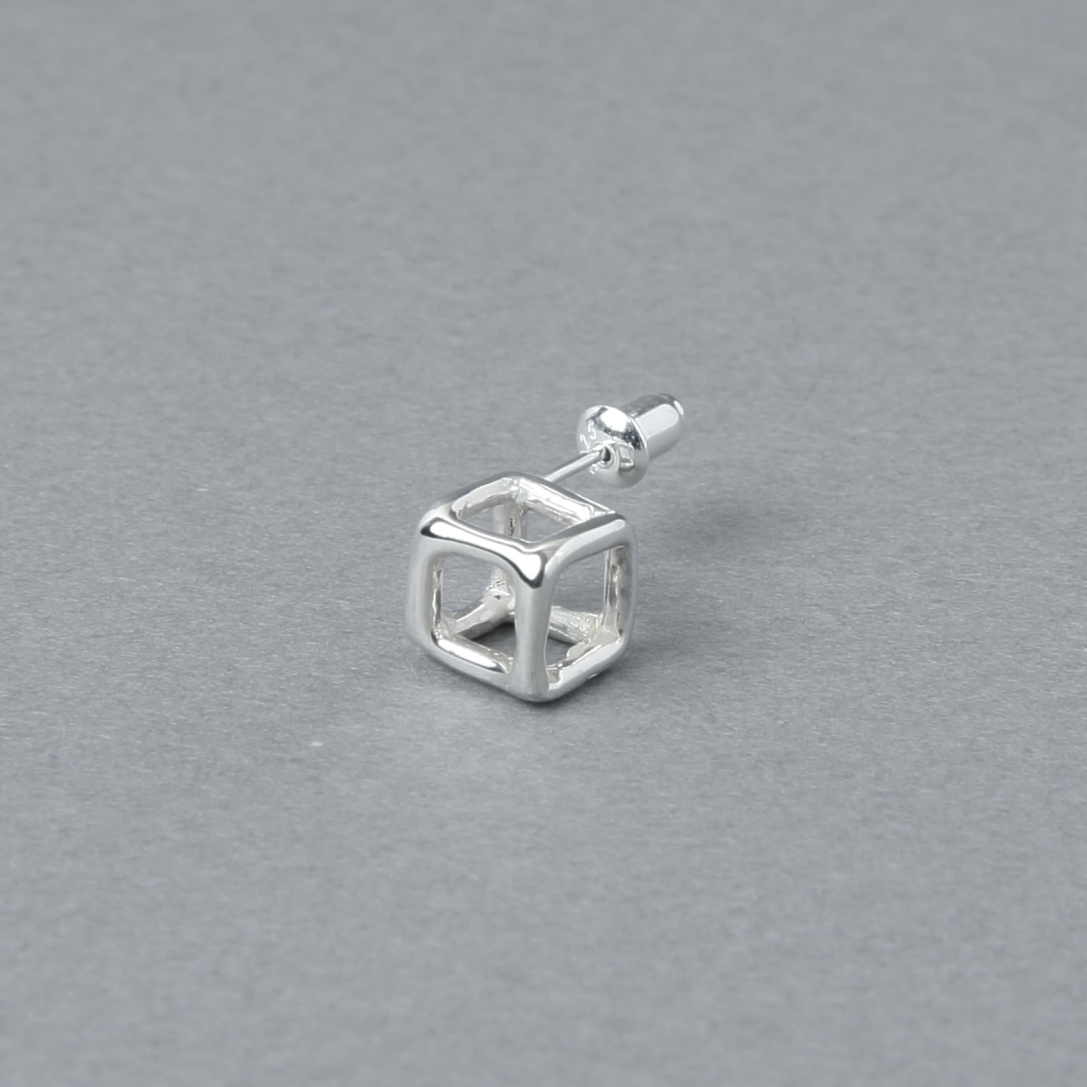 シルバーピアス・イヤーカフ｜シルバー925 ピアス | 7mm角 | 23-E-025